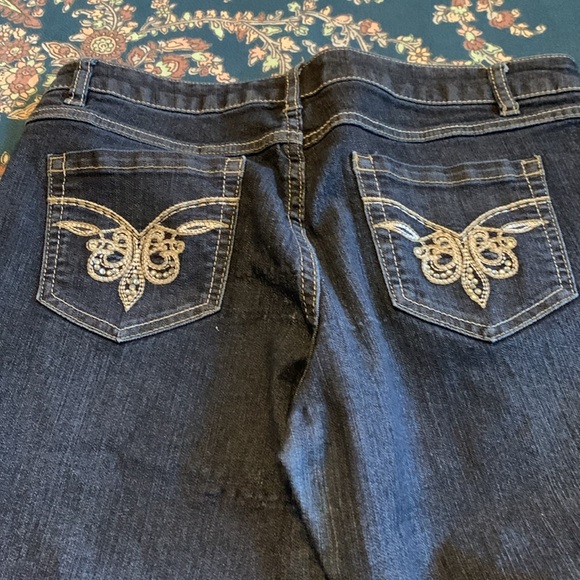 D Jeans‎ - Picture 5 of 5